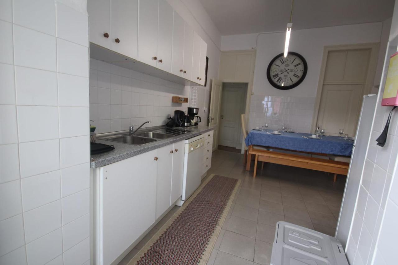 Romantic Chiado 7 -Private Small Single Room With No Outside Window Лиссабон Экстерьер фото